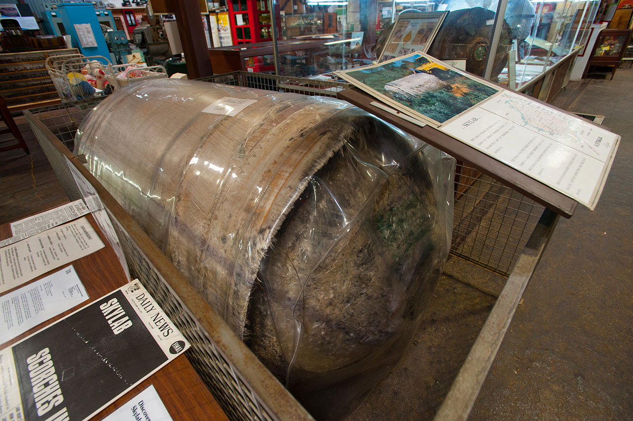 Skylab's Grave: Remains of 1st American Space Station in Australia